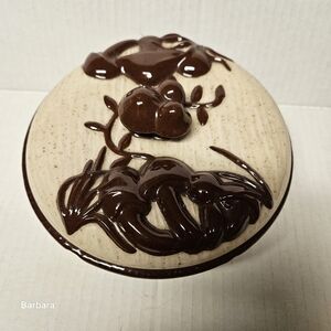 Vintage 1981 DK Mushroom Pottery Dish with Decorative Lid